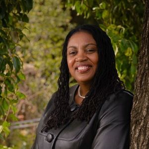 Meet your Posher, Theresa